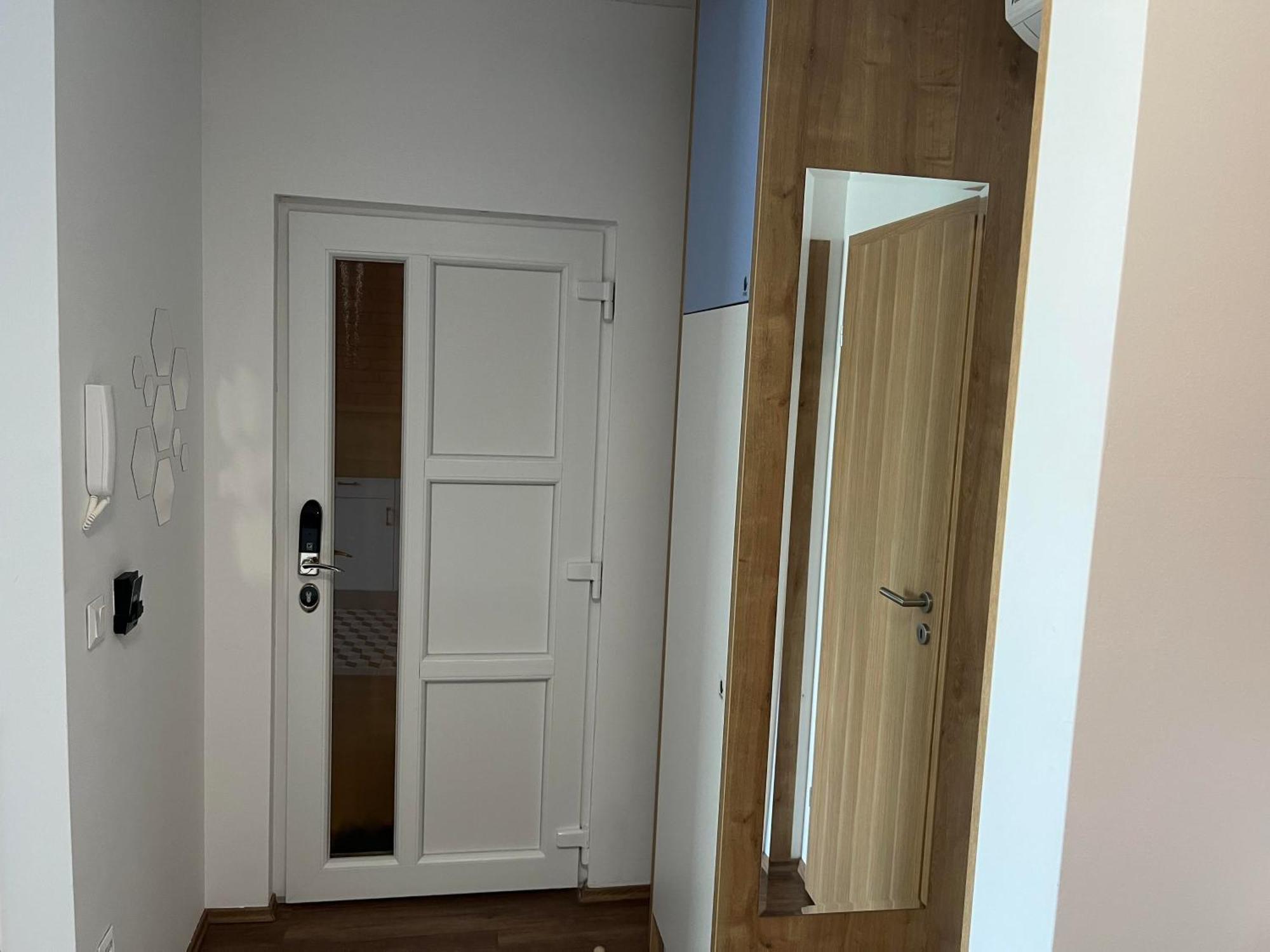 Berill Crystal Apartman Sárvár Buitenkant foto